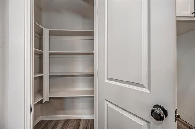 1948 W Crossbow Way, Mustang, OK 73064