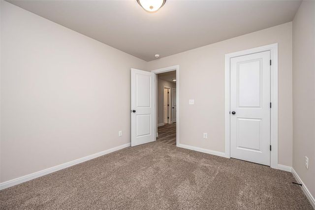 1948 W Crossbow Way, Mustang, OK 73064