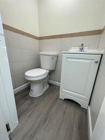 4711 47th Avenue, Woodside, NY 11377