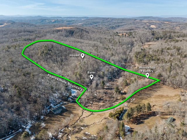 183 Willow Brook LN, Pilot, VA 24138