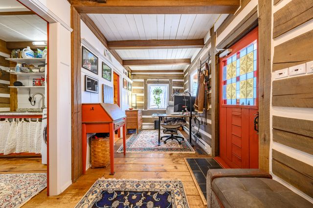 183 Willow Brook LN, Pilot, VA 24138