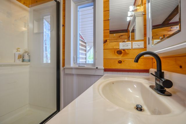 183 Willow Brook LN, Pilot, VA 24138