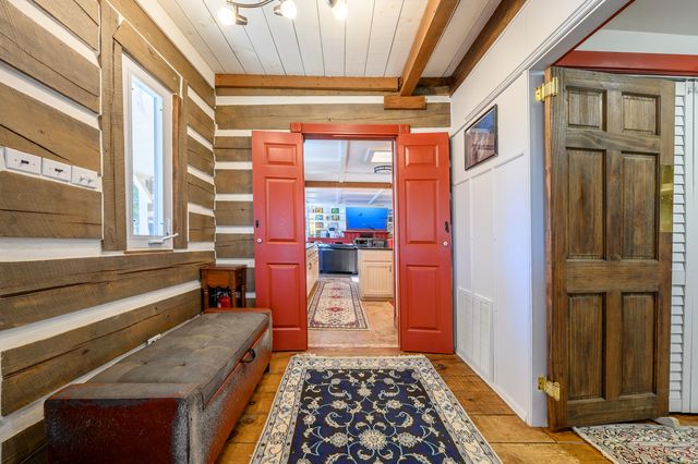 183 Willow Brook LN, Pilot, VA 24138