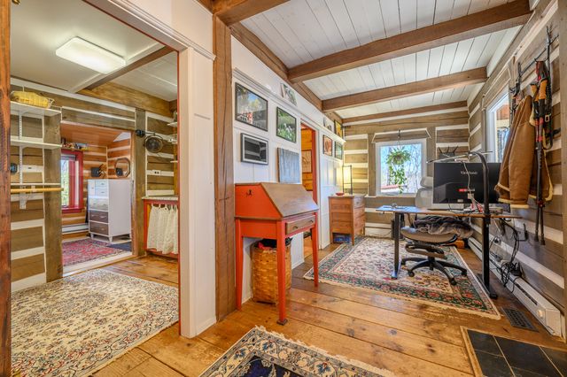 183 Willow Brook LN, Pilot, VA 24138