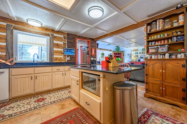 183 Willow Brook LN, Pilot, VA 24138