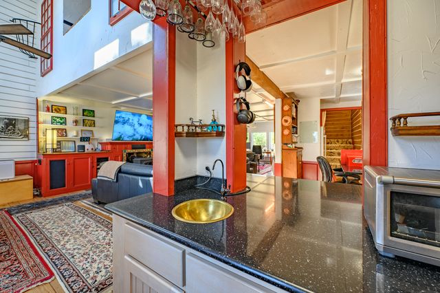 183 Willow Brook LN, Pilot, VA 24138