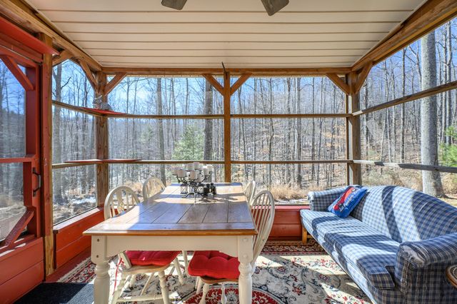 183 Willow Brook LN, Pilot, VA 24138