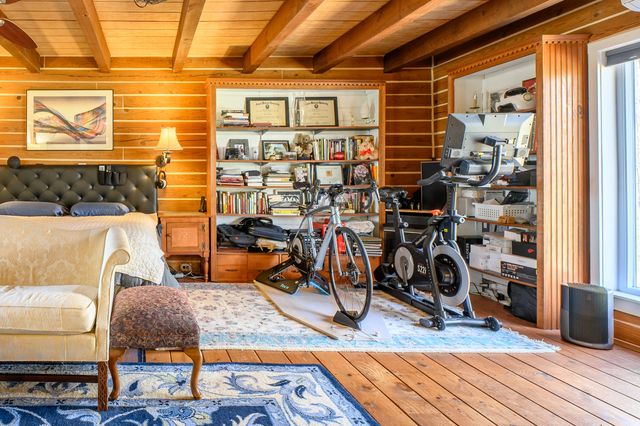 183 Willow Brook LN, Pilot, VA 24138