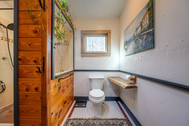 183 Willow Brook LN, Pilot, VA 24138