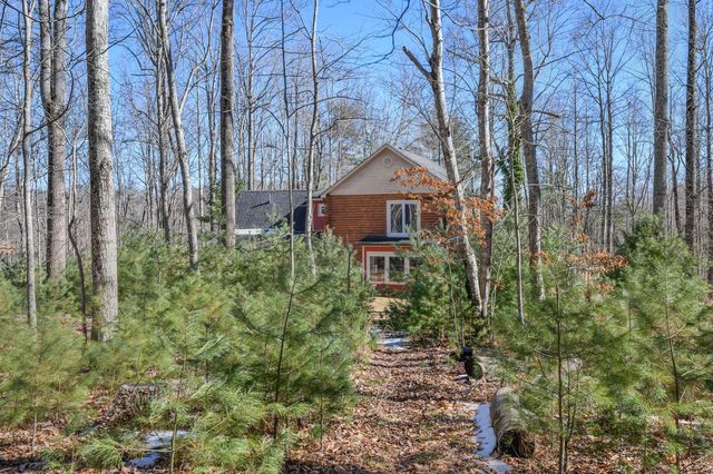 183 Willow Brook LN, Pilot, VA 24138