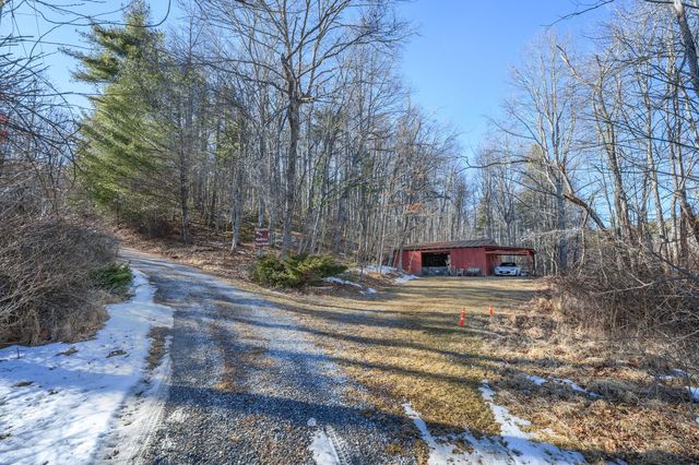 183 Willow Brook LN, Pilot, VA 24138