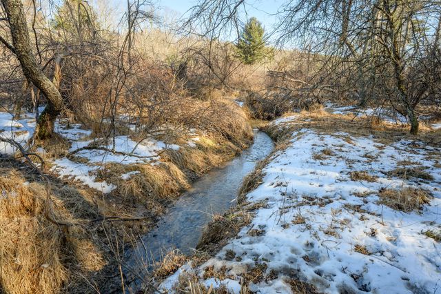 183 Willow Brook LN, Pilot, VA 24138