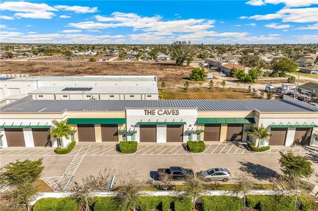 4335 SW 9th AVE unit 7, Cape Coral, FL 33914