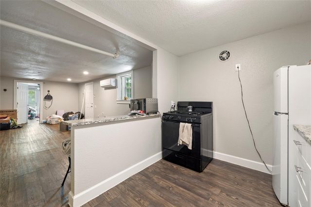 201 West 31st ST E, Austin, TX 78705