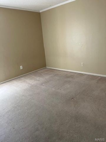 4355 Maryland Avenue 401, St Louis, MO 63108