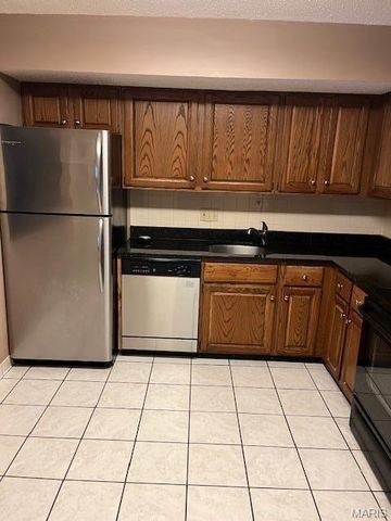 4355 Maryland Avenue 401, St Louis, MO 63108