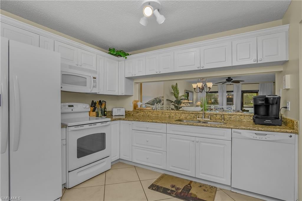 5708 Deauville CIR J102, NAPLES, FL 34112 — photo 5