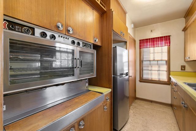 2905 46th Street, Des Moines, IA 50310