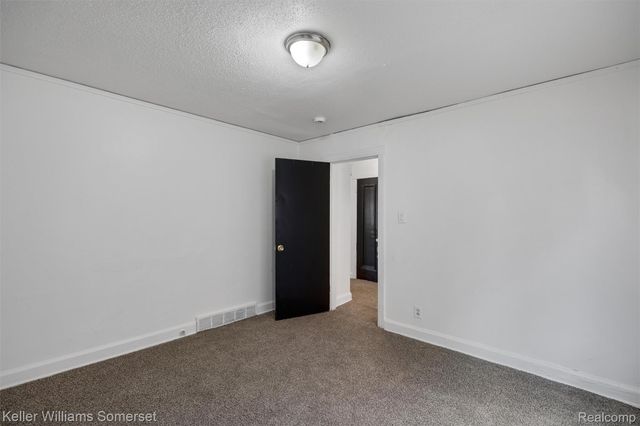 13951 Saint Marys Street, Detroit, MI 48227