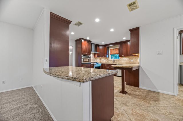 5638 Sanford Road, Houston, TX 77096