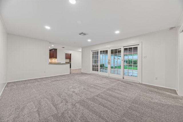 5638 Sanford Road, Houston, TX 77096