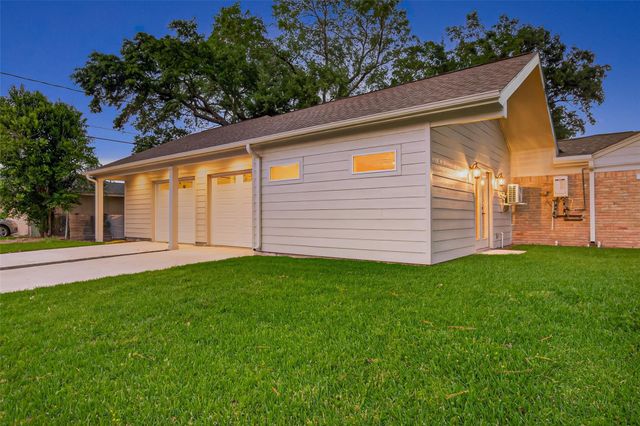 5638 Sanford Road, Houston, TX 77096