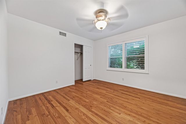 5638 Sanford Road, Houston, TX 77096