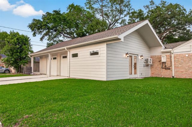 5638 Sanford Road, Houston, TX 77096
