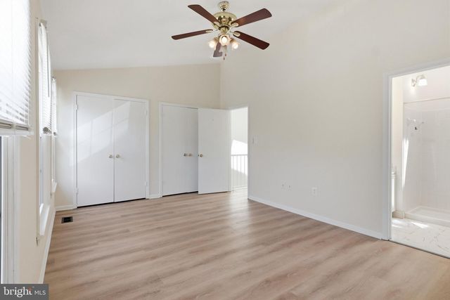 12214 GRASSY HILL CT, Fairfax, VA 22033