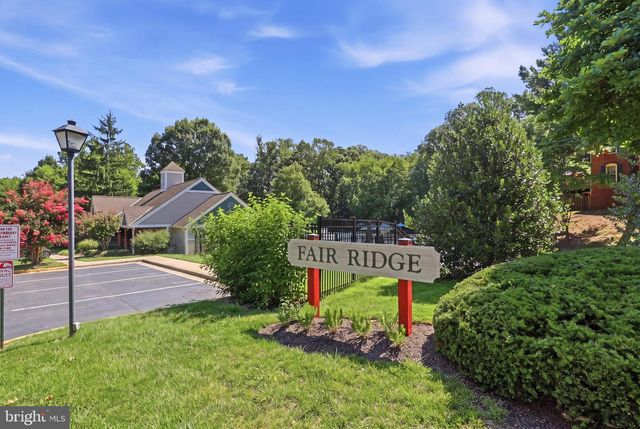 12214 GRASSY HILL CT, Fairfax, VA 22033