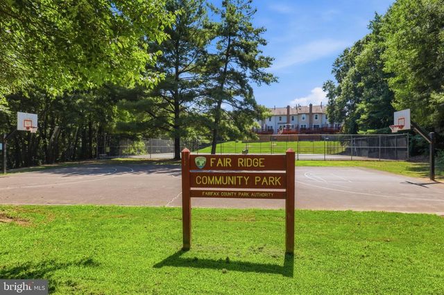 12214 GRASSY HILL CT, Fairfax, VA 22033