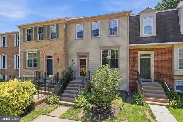 12214 GRASSY HILL CT, Fairfax, VA 22033