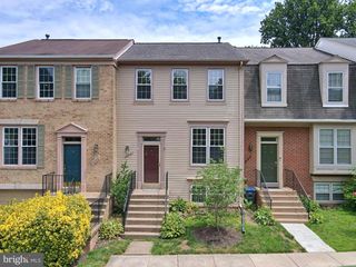 12214 GRASSY HILL CT, Fairfax, VA 22033