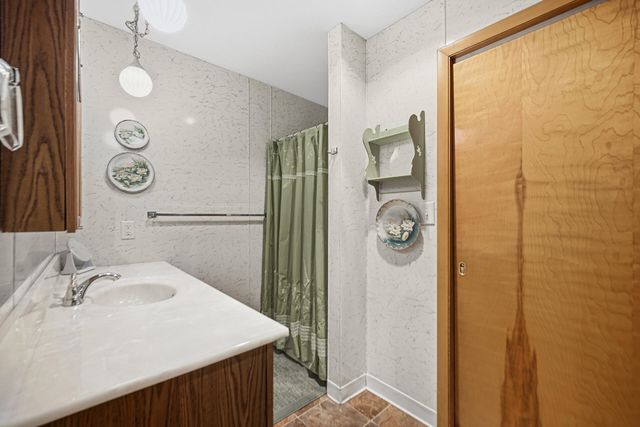 402 Schricker Avenue, North Judson, IN 46366