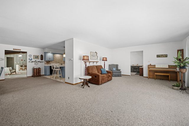 402 Schricker Avenue, North Judson, IN 46366