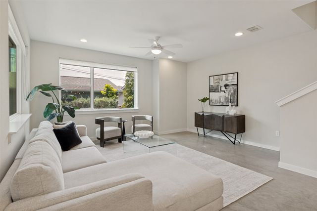 5404 Winton Street, Dallas, TX 75206