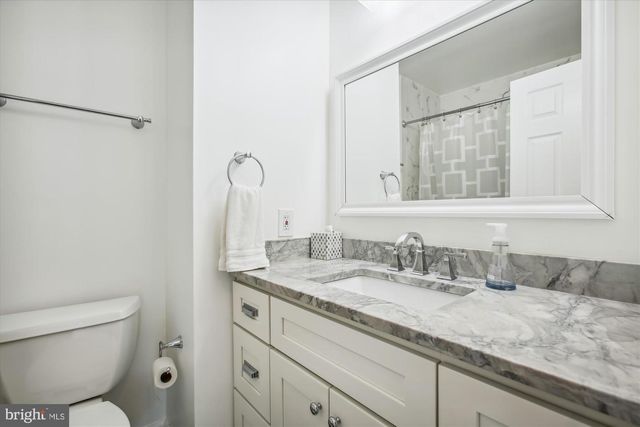 7728 HICKORY GLEN WAY, Springfield, VA 22153