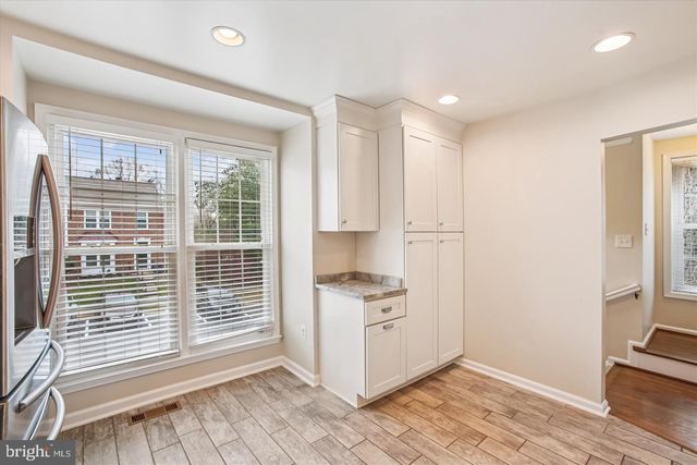 7728 HICKORY GLEN WAY, Springfield, VA 22153