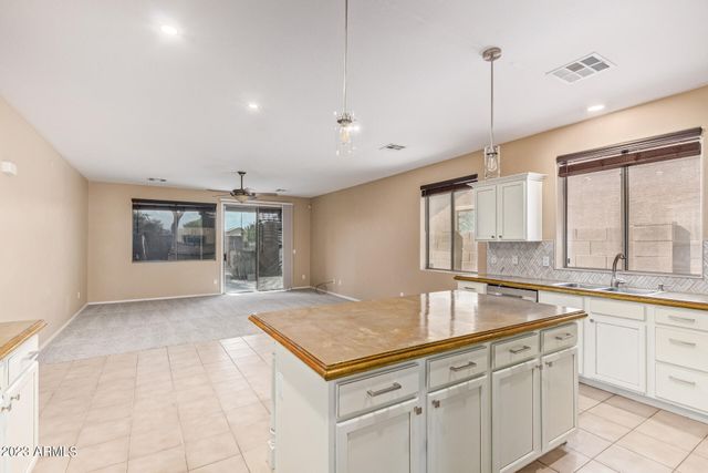 11826 N 146th Avenue, Surprise, AZ 85379