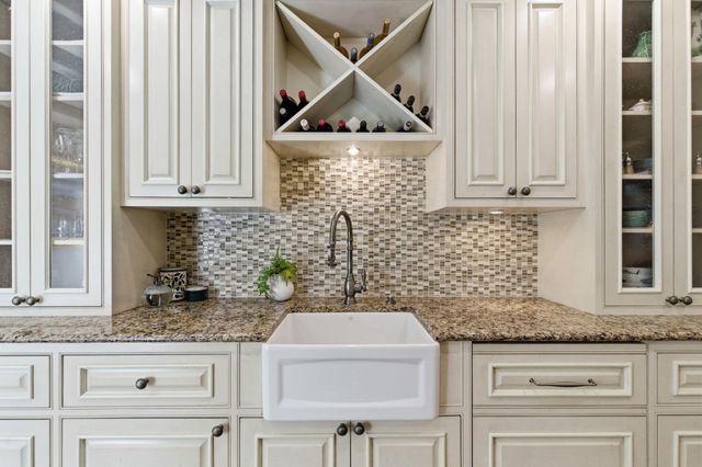 15 Prices Alley, Charleston, SC 29401