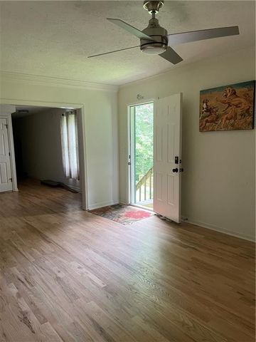 5205 CORINTH Circle, Stone Mountain, GA 30087