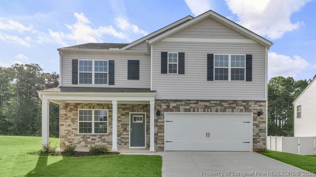 725 Lazy Elm Lane, Aberdeen, NC 28315