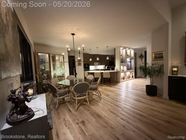 3440 N Squirrel Road, Auburn Hills, MI 48326