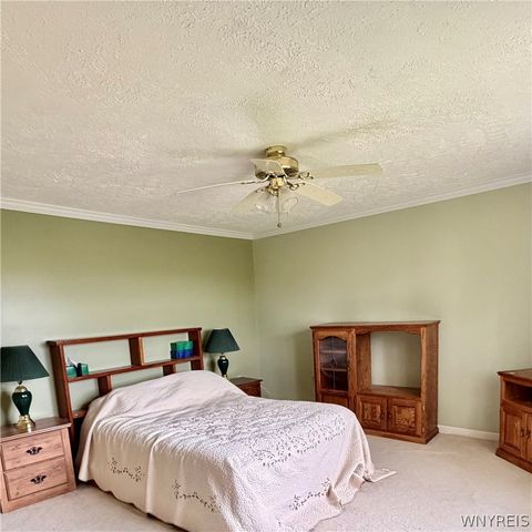 1 Henry Drive, Auburn, NY 13021