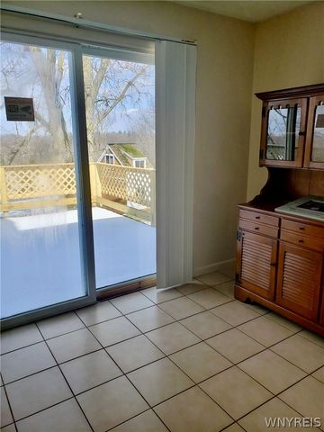 1 Henry Drive, Auburn, NY 13021