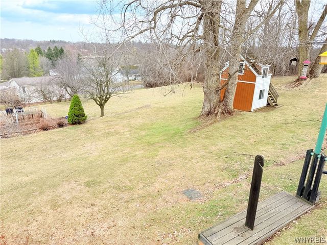 1 Henry Drive, Auburn, NY 13021