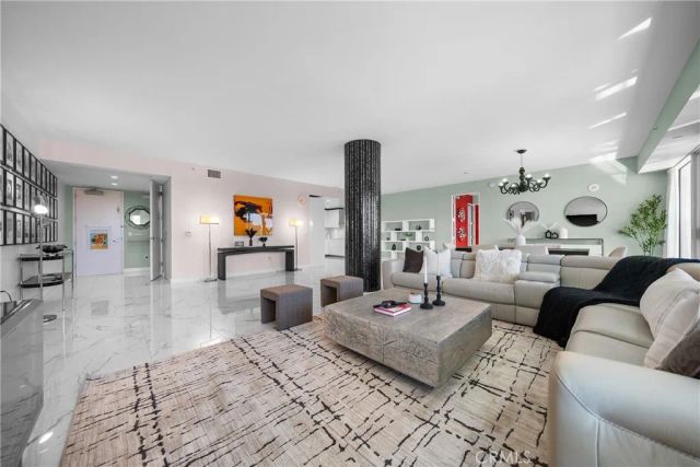 6250 Hollywood Blvd. 12F, Los Angeles, CA 90028