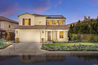 224 Flores Lane, Vista, CA 92083