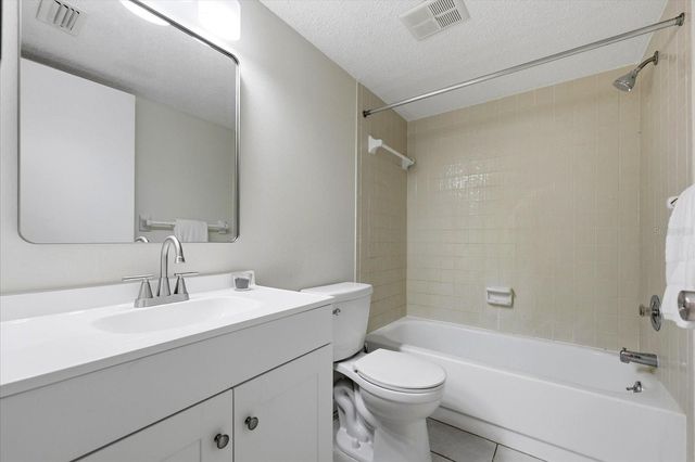 2420 WINDING CREEK BOULEVARD 105, Clearwater, FL 33761