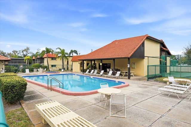 2420 WINDING CREEK BOULEVARD 105, Clearwater, FL 33761